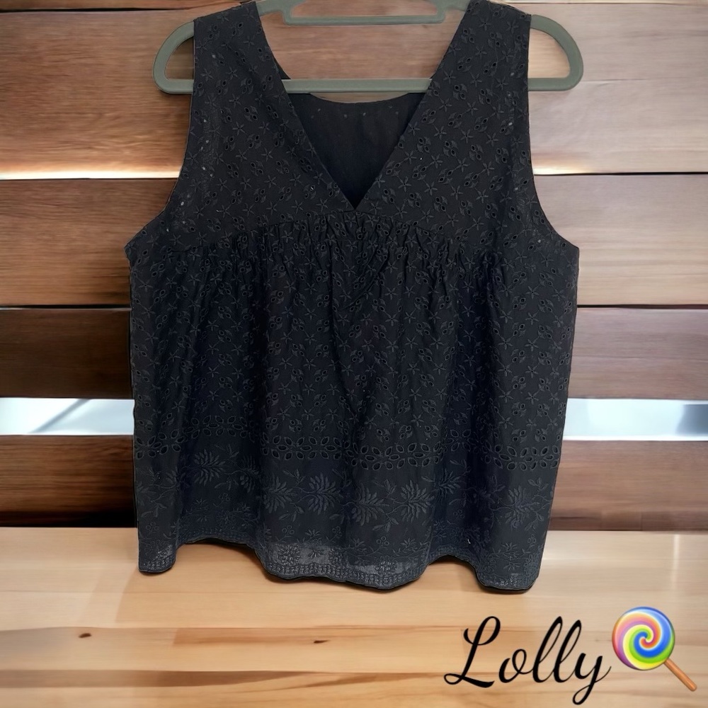 Loft Eyelet V-Back Shell Black Tank